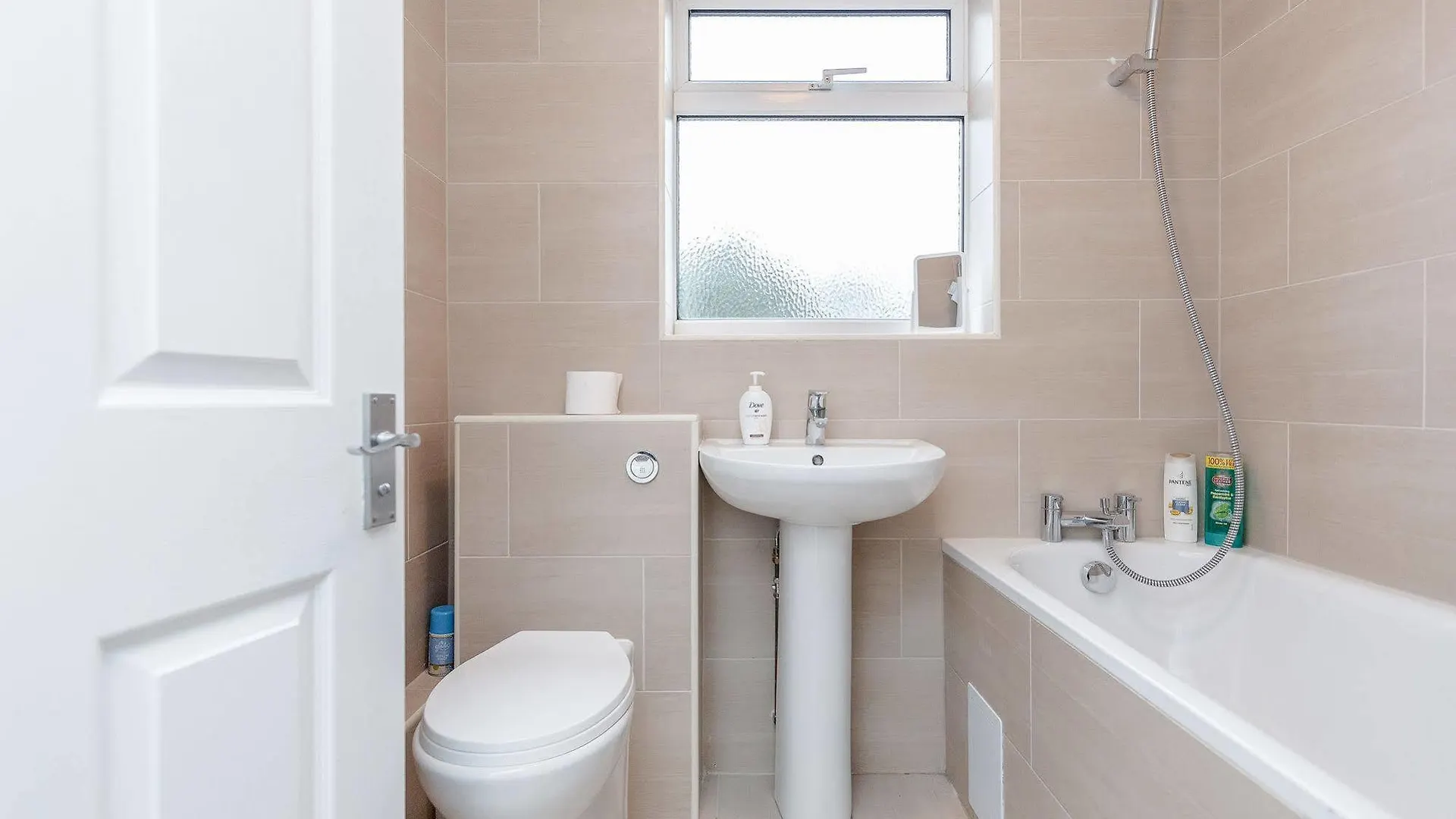 Royal Apartments West Drayton  Hotel West Drayton (Middlesex)
