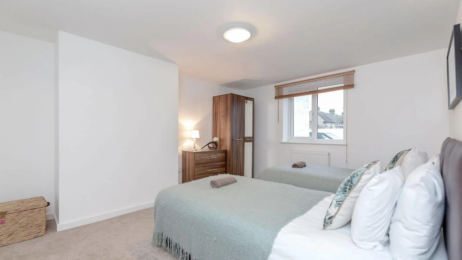Royal Apartments West Drayton  4*, West Drayton (Middlesex) United Kingdom